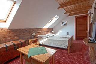 Мини-отель Dworek Gawra Беловеж Стандартный двухместный номер с 1 кроватью или 2 отдельными кроватями-6